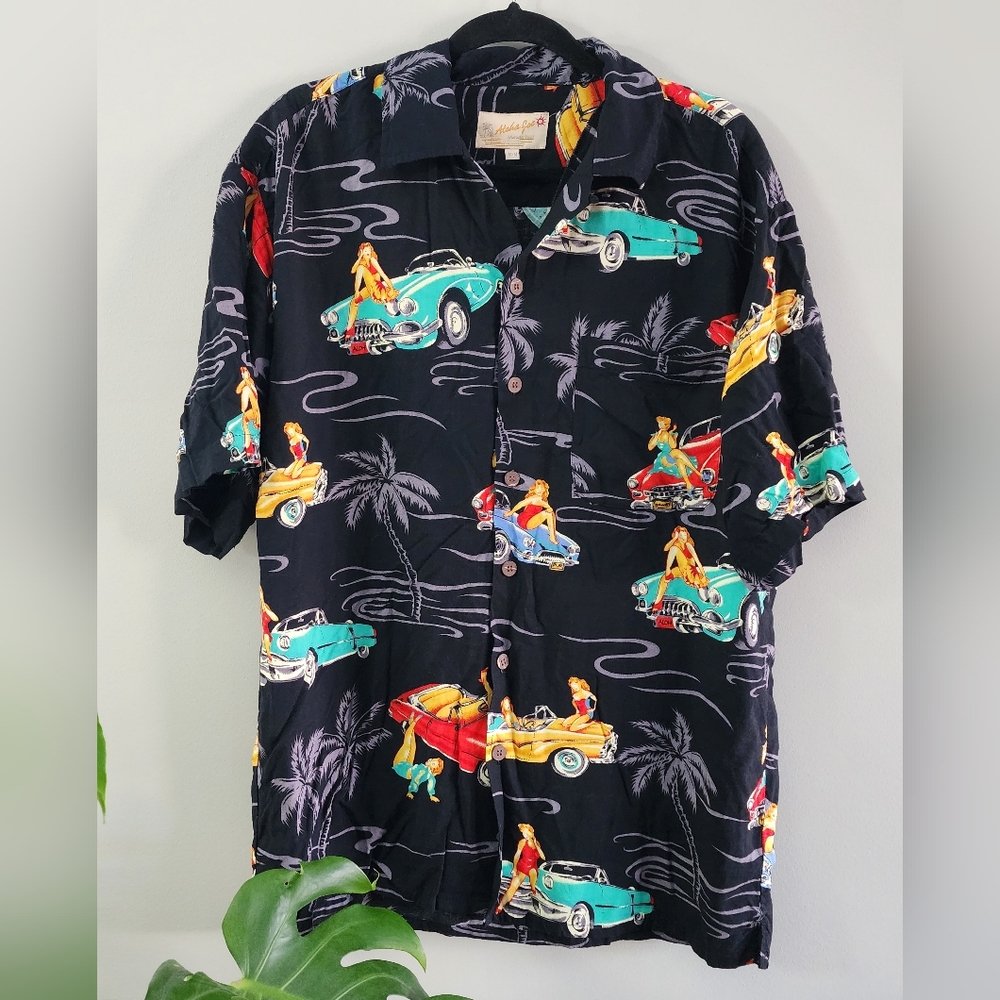 Aloha Joe Men's Hawaiian Button Up Shirt Size Medium Muscle Classic Car Prints